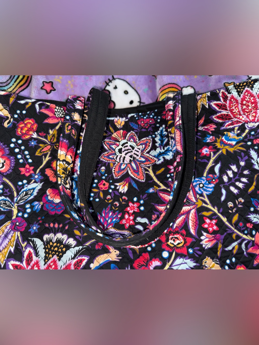 Vera Bradley Iconic Grand Tote (Reversible) in Foxwoods - Picture 7 of 8